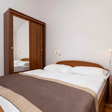In 12296 Apartment Baska (Krk)