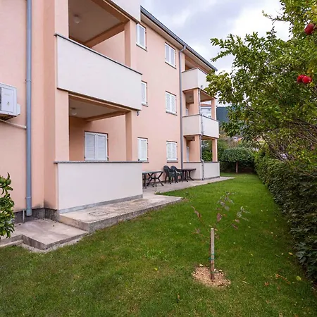 In 12296 Apartment *